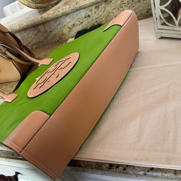 New Tory Burch ELLA TOTE WHEATGRASS - Picture 4 of 10